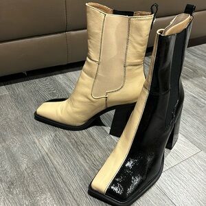 Circus by Sam Edelman “Lauren” boots in black and eggshell. Size 11.